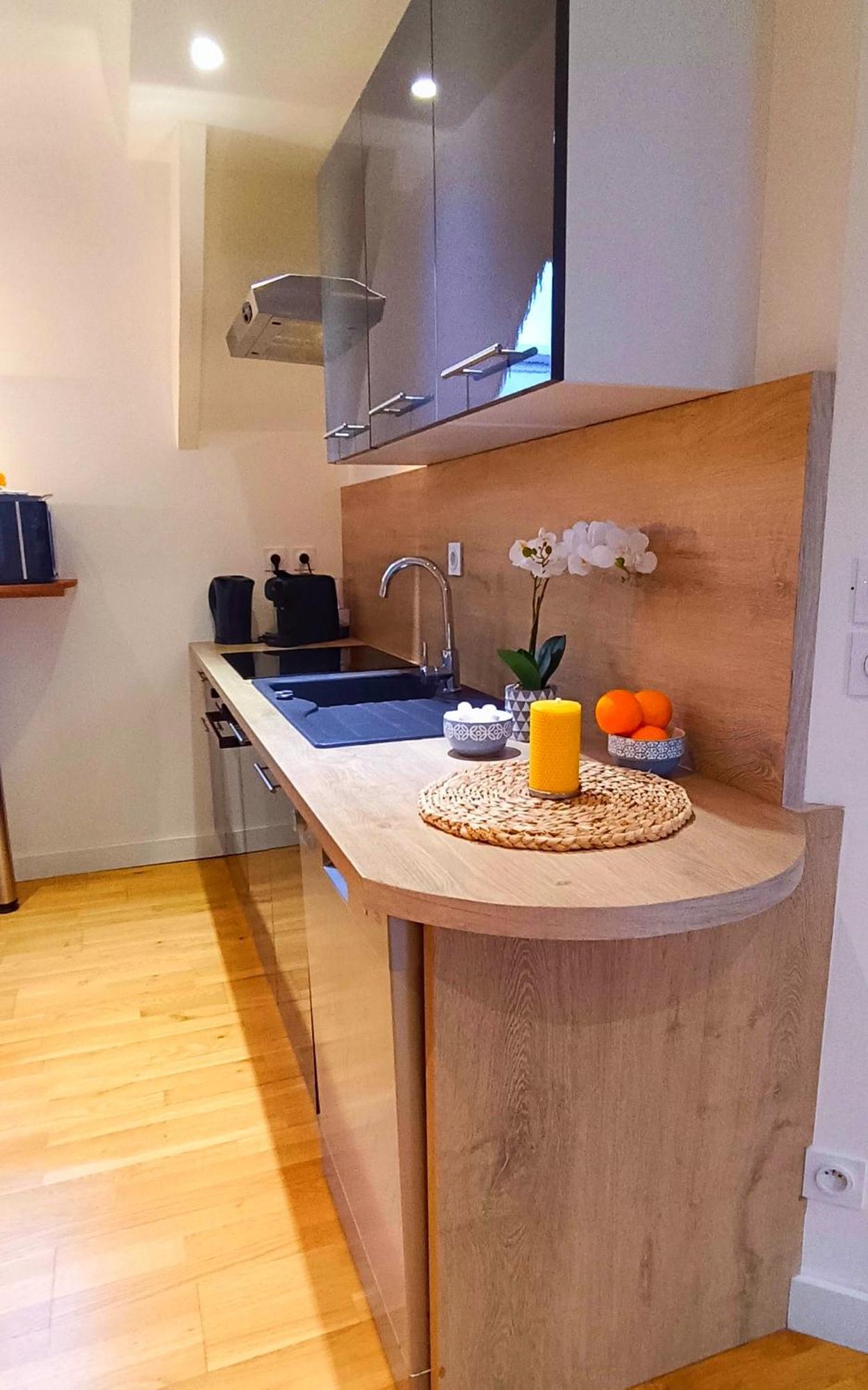 Appartement F2 Idealement Situe Caen Exterior photo